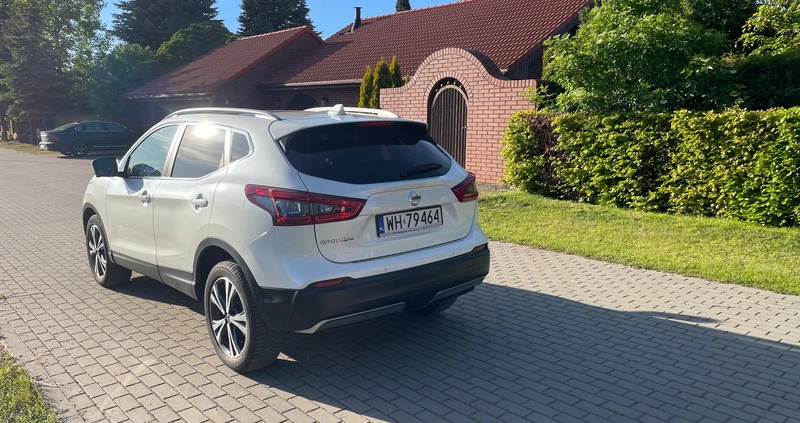 Nissan Qashqai cena 61900 przebieg: 252025, rok produkcji 2018 z Łódź małe 67